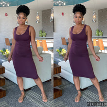 Load image into Gallery viewer, KEEP IT SOLID BASIC DRESS
